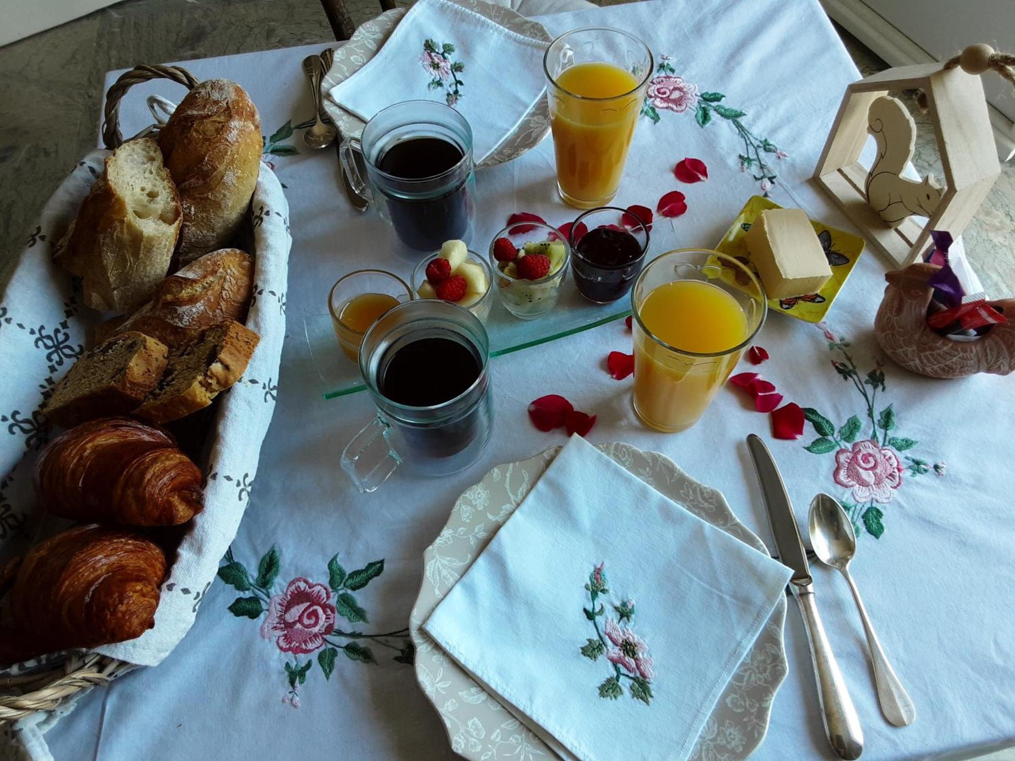 L'Ecureuil Gourmand, Chambre D'Hotes En Anjou Bleu Saint-Martin-du-Bois  Buitenkant foto